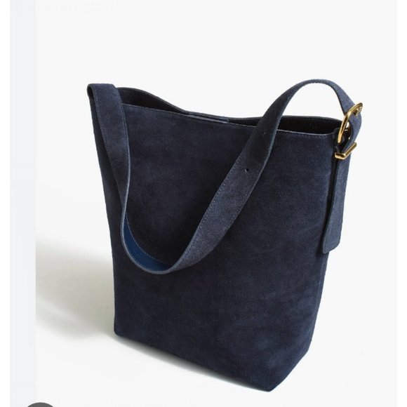 Madewell $178 The Essential Bucket Bag in Suede Indigo NM988 - Picture 1 of 8